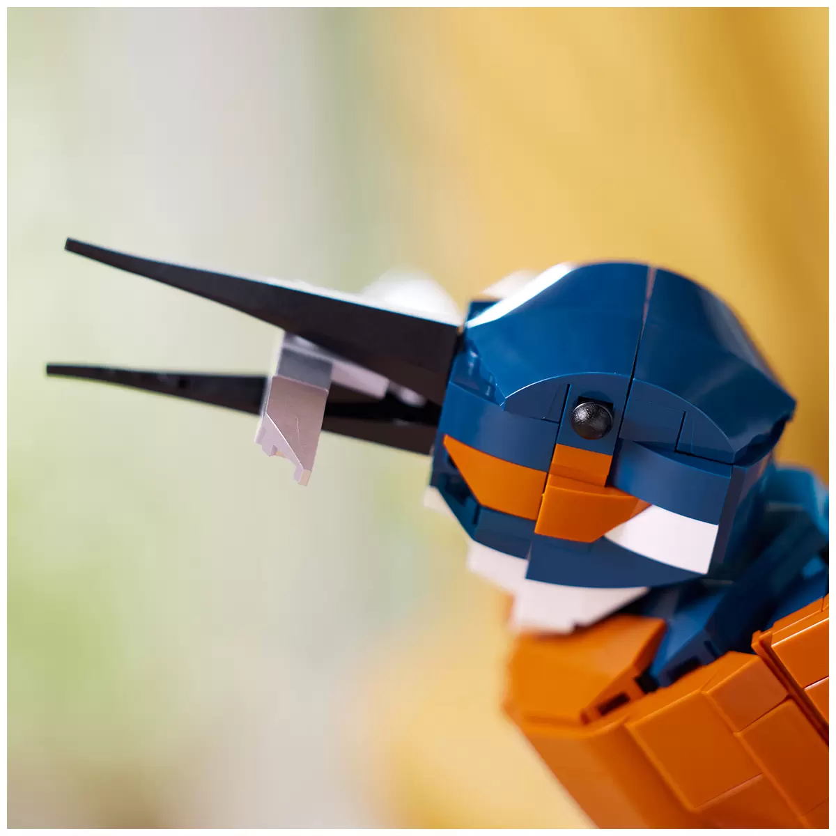 LEGO Icons Kingfisher Bird 10331