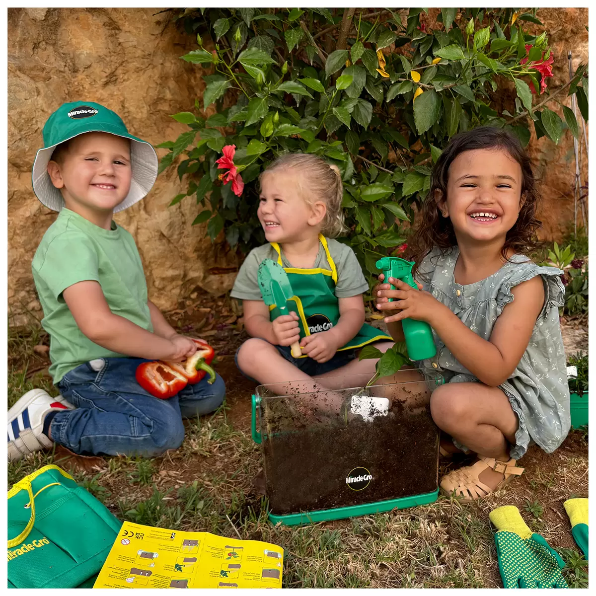 Miracle Gro Gardening Set Without Seeds